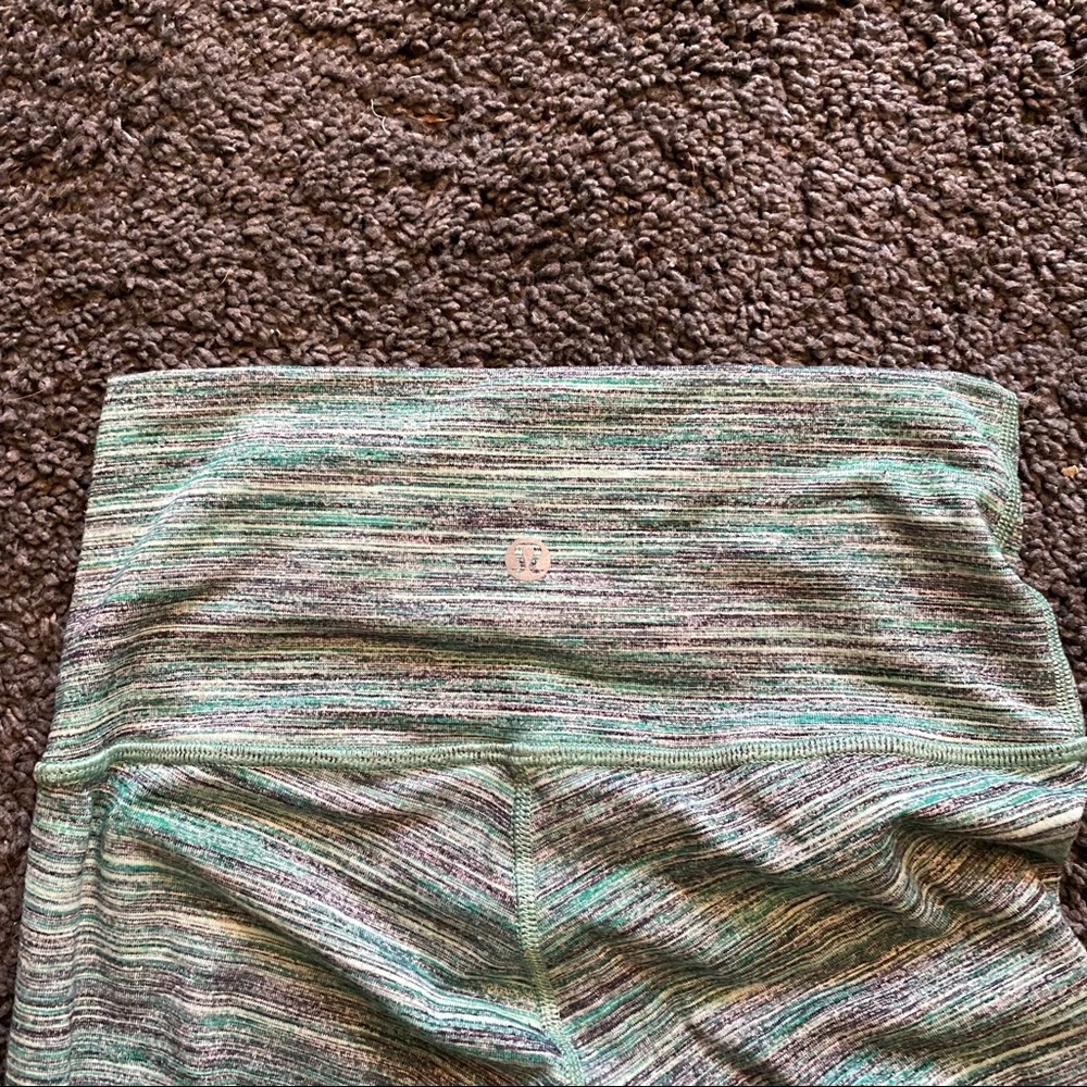 GREEN LULULEMON ALLIGN PANT II SIZE 2